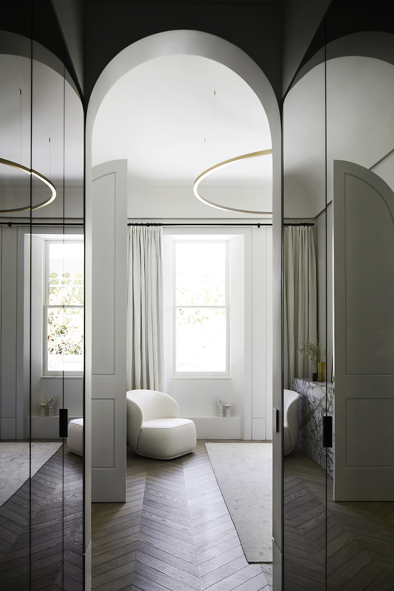 Interior photograph of Middle Park Residence by Sharyn Cairns